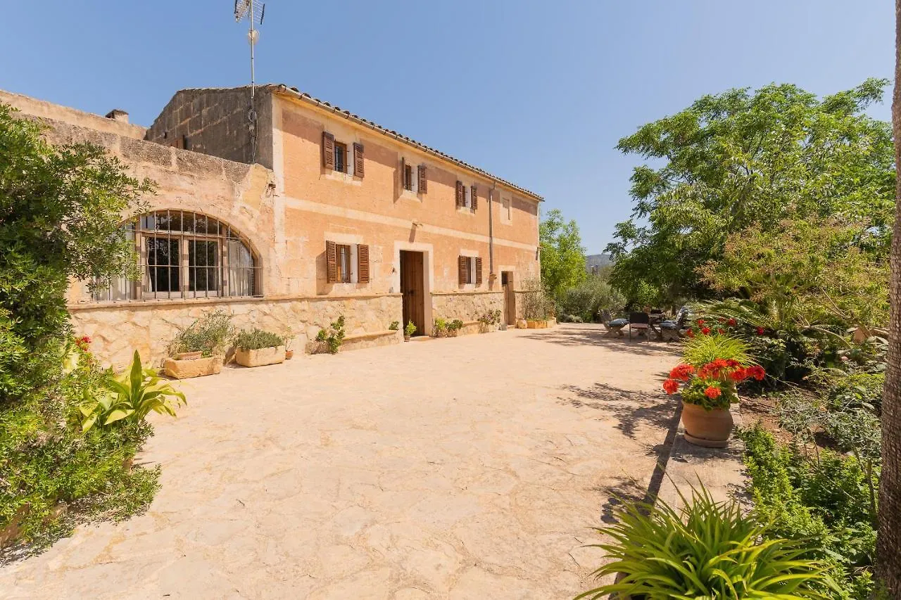 Murtera- Traditional Country Manor House For 9 People 5 Bedrooms And 4 Bathrooms Near Sant Llorenc Manacor  Manacor (Mallorca)