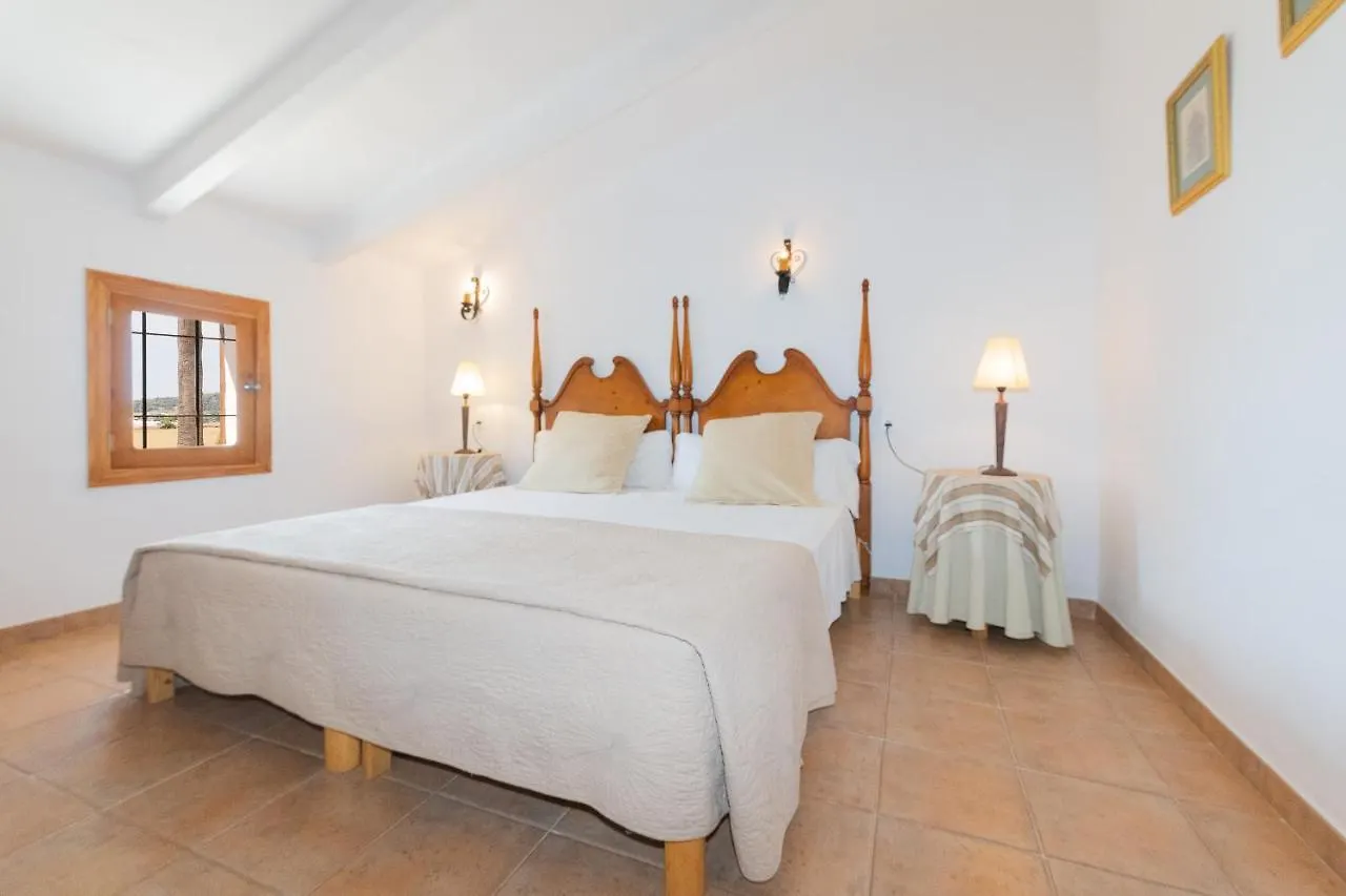 Murtera- Traditional Country Manor House For 9 People 5 Bedrooms And 4 Bathrooms Near Sant Llorenc Manacor  Manacor (Mallorca)