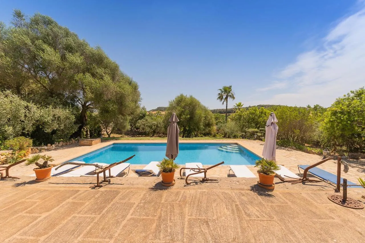 Murtera- Traditional Country Manor House For 9 People 5 Bedrooms And 4 Bathrooms Near Sant Llorenc Manacor